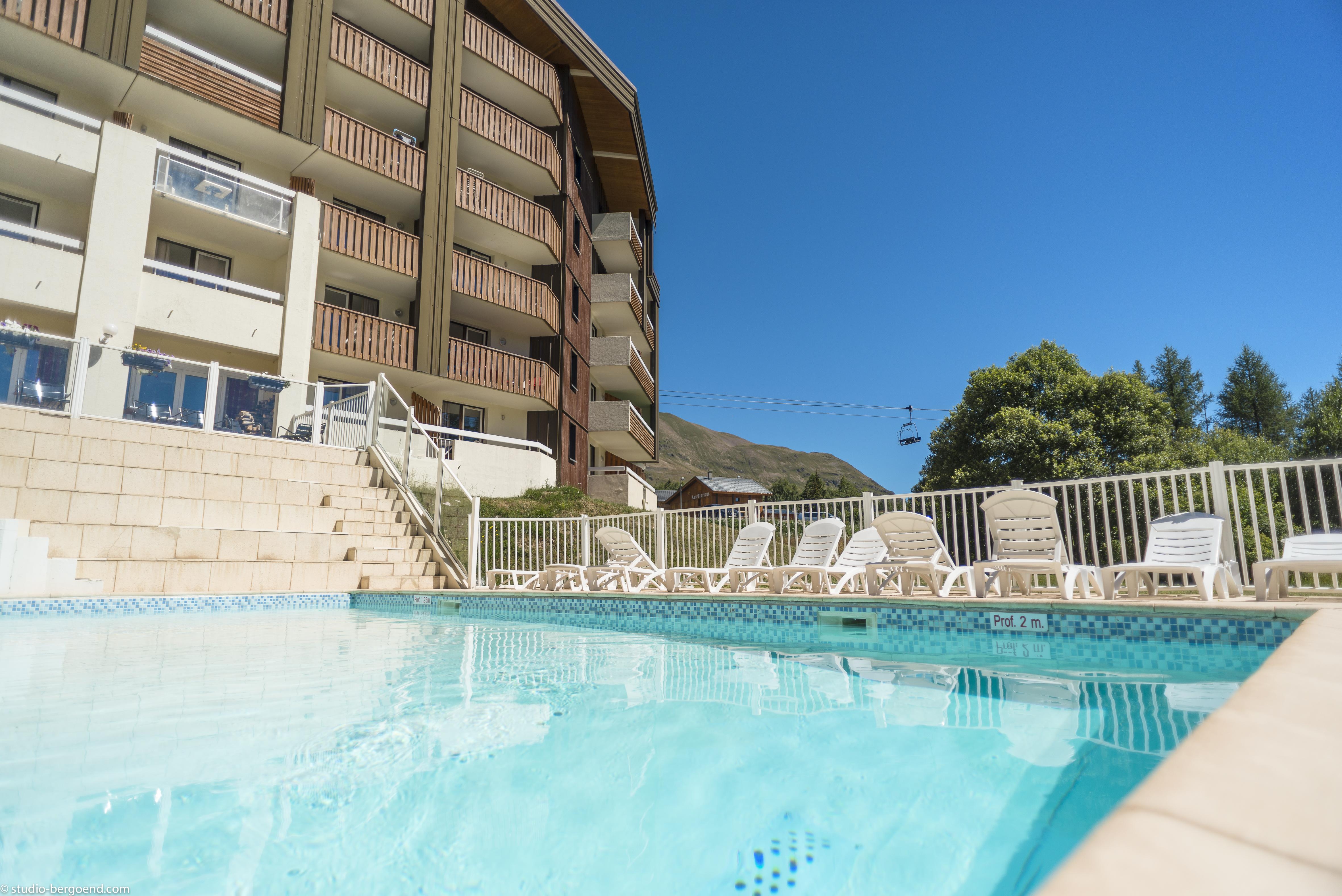 Residence Pierre & Vacances Les Bergers Alpe d'Huez Екстериор снимка